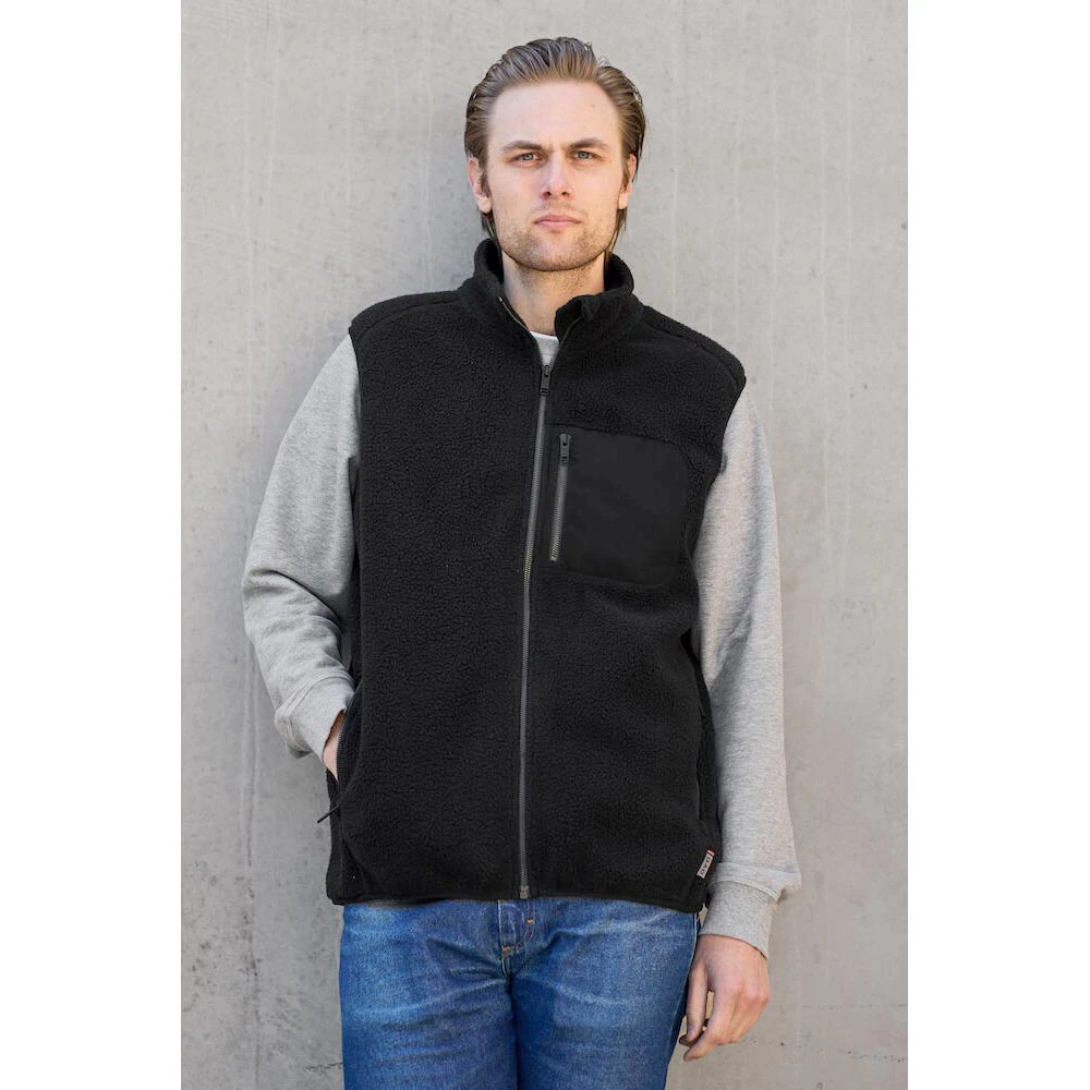 Roxby Vest